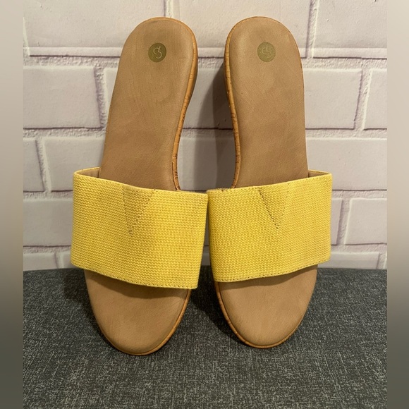 Women sandals yellow elastic band /size 9 - Picture 2 of 6